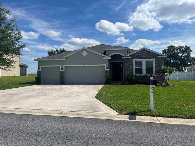 Building Photo - 4552 SW 65th Pl