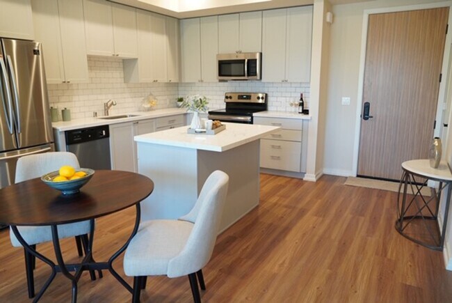 Foto del edificio - 77 North Apartments