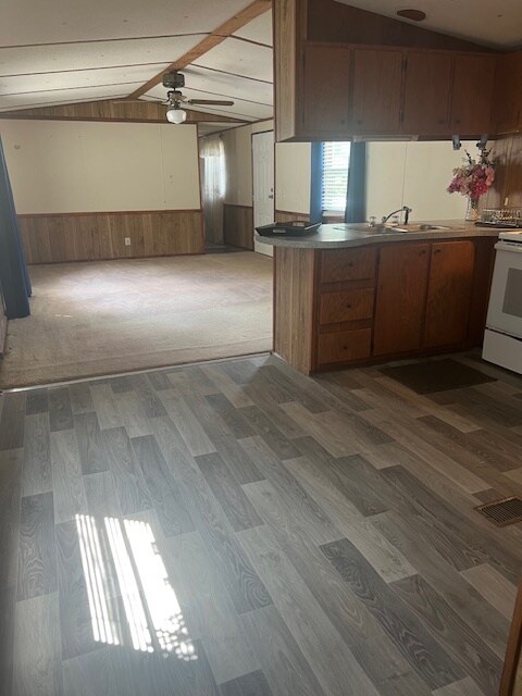 Foto principal - 1840 Conway Dr