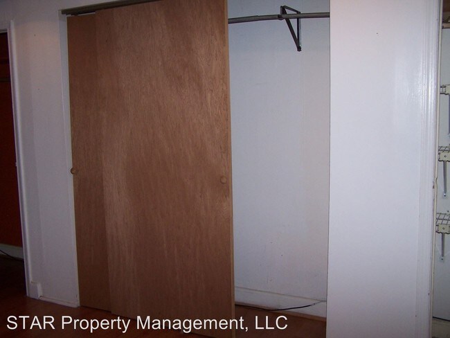 Building Photo - 2925 N Charles St