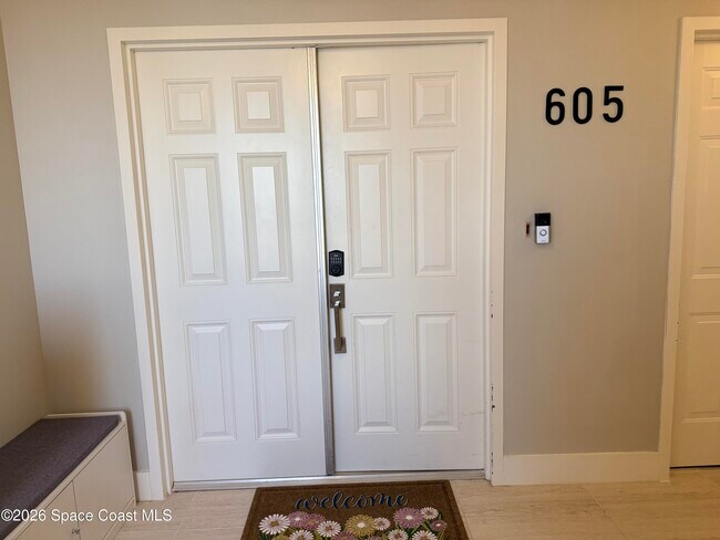 Building Photo - 3223 S Atlantic Ave