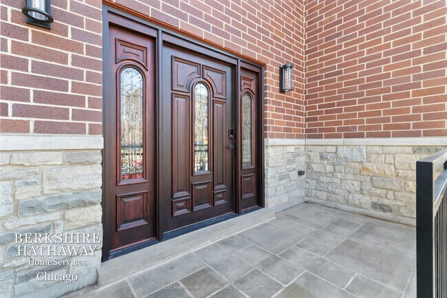 Building Photo - 1443 N Cleaver St