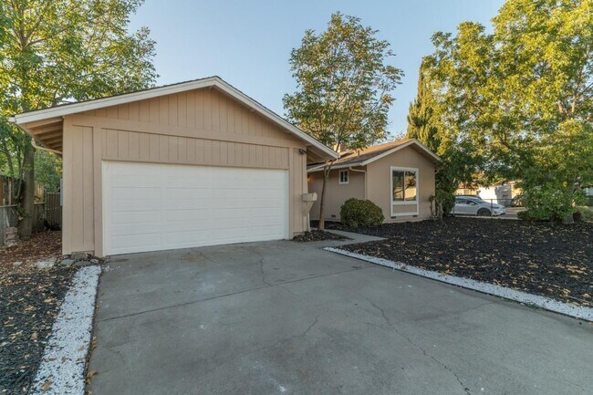 Exterior - 2597 Ohlone Dr