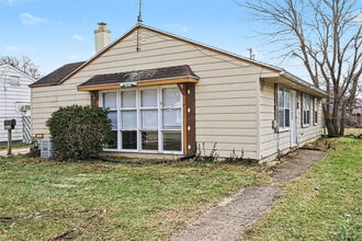 Building Photo - 203 Ardennes Ave