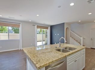 Foto del edificio - 3 Bedroom Temecula Town Home in Alegre Com...