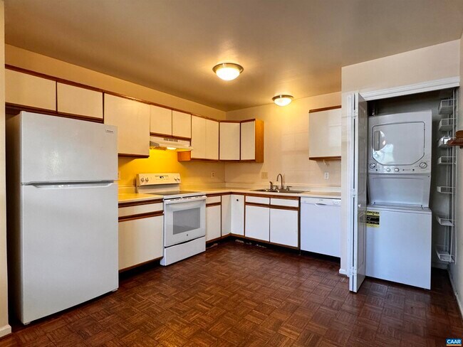 Foto del edificio - 1176 Rose Arbor Ct