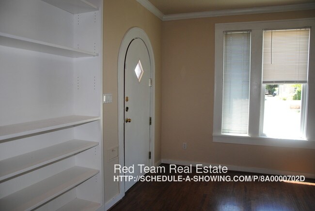 Foto del edificio - 3724 Mattison Ave