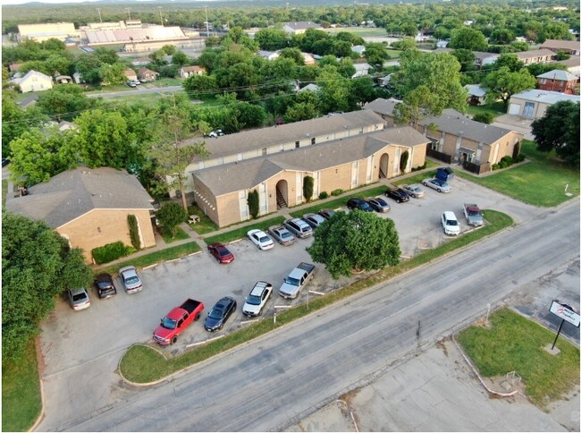 Building Photo - Indiana Crossing