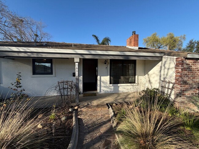 Foto del edificio - 3 Bed / 1.5 Bath | Thornwood Terrace Home Available Now