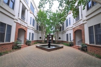 Building Photo - 258 E Davie St