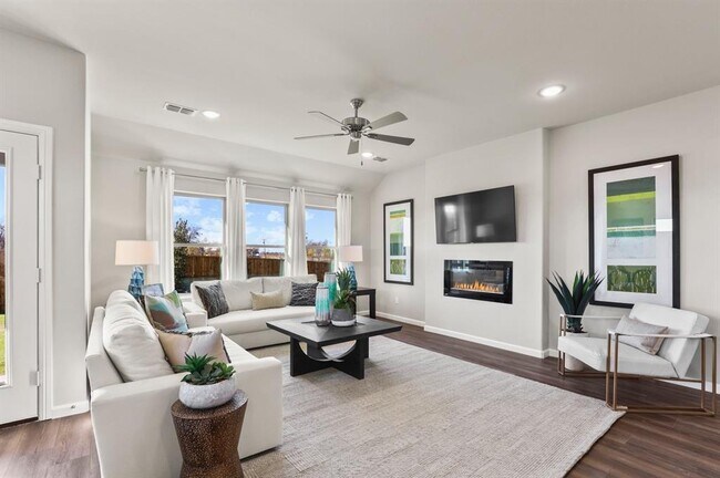 Building Photo - 525 Tuscany Dr