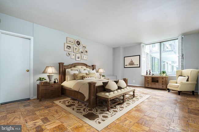 Foto del edificio - 4100 Cathedral Ave NW