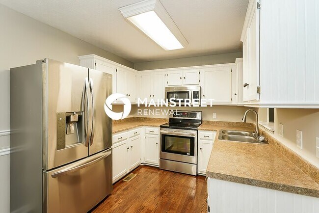 Foto del edificio - 3 Bedroom Pet-Friendly Home in NASHVILLE, TN with Main Street Renewal