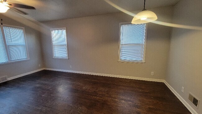 Foto del edificio - 4335 S 50th St