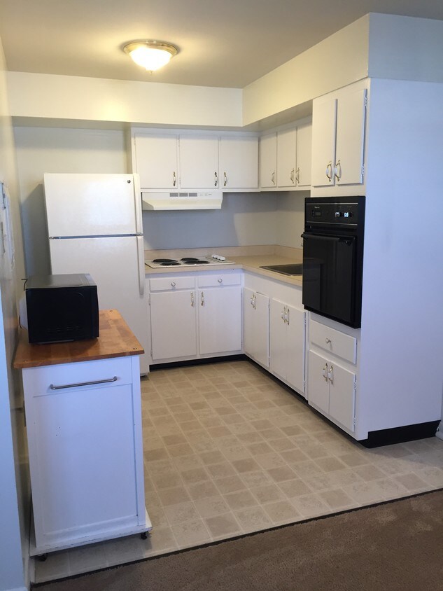 Foto principal - 16 Parkway Dr