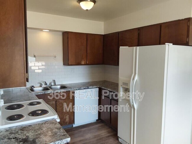 Building Photo - 2530 49th Ave Ct