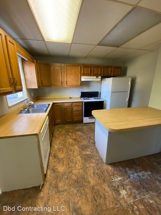 Foto del edificio - 3 br, 1.5 bath House - 1706 W. Main St.