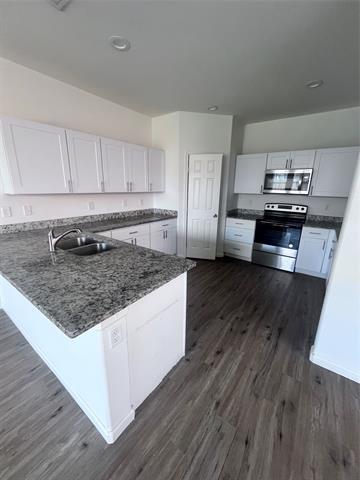 Building Photo - 313 Lead Creek Dr