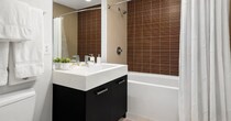 Foto principal - 1 bedroom in Chicago IL 60605