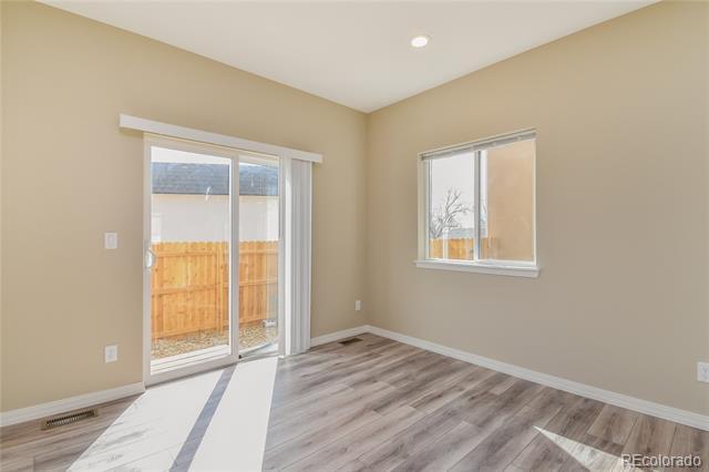 Foto del edificio - 4441 Light View