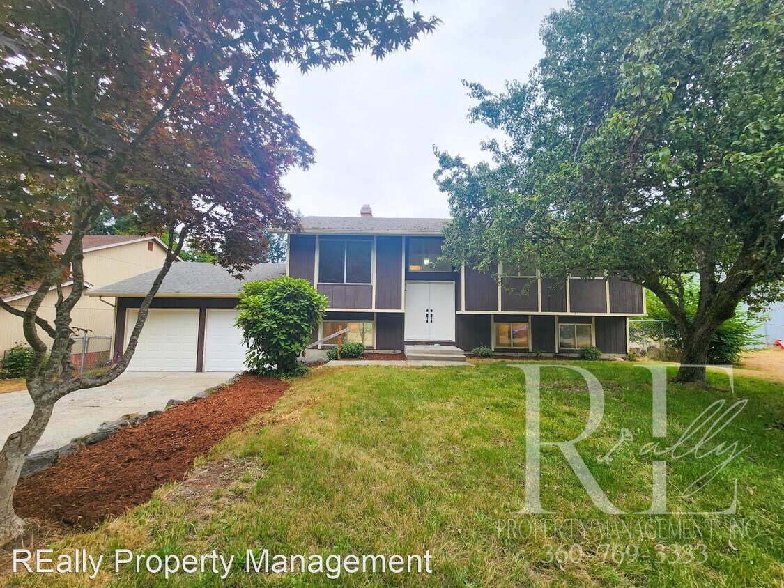 Foto principal - 5 br, 2 bath House - 8406 Hickory Pl