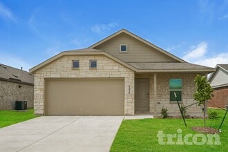 Building Photo - 1316 Amapola Dr