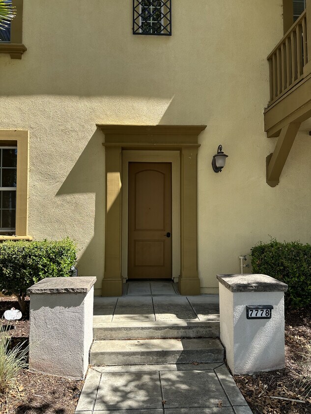 Primary Photo - 7778 Stoneleaf Rd
