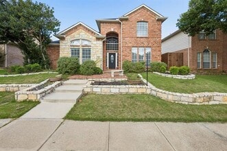 Building Photo - 804 Summit Pointe