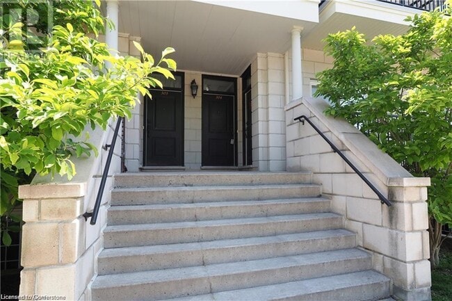 Building Photo - 133 Park St