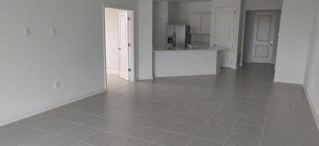 Building Photo - 4317 Riverbend Blvd