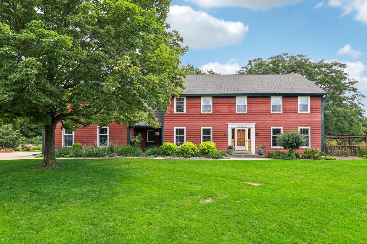 Primary Photo - 14445 Cameron Ct