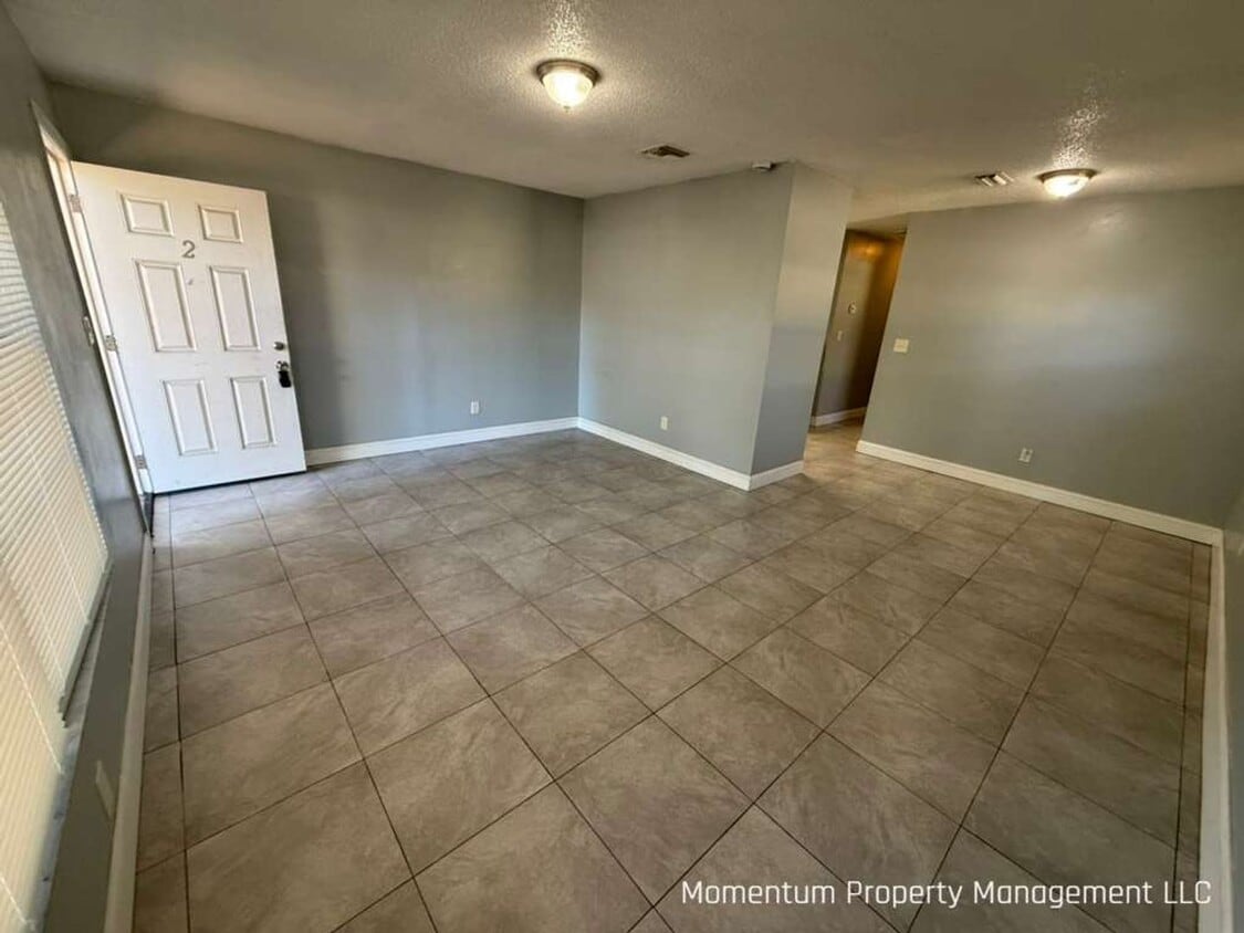 Photo - 9406 N Mulberry