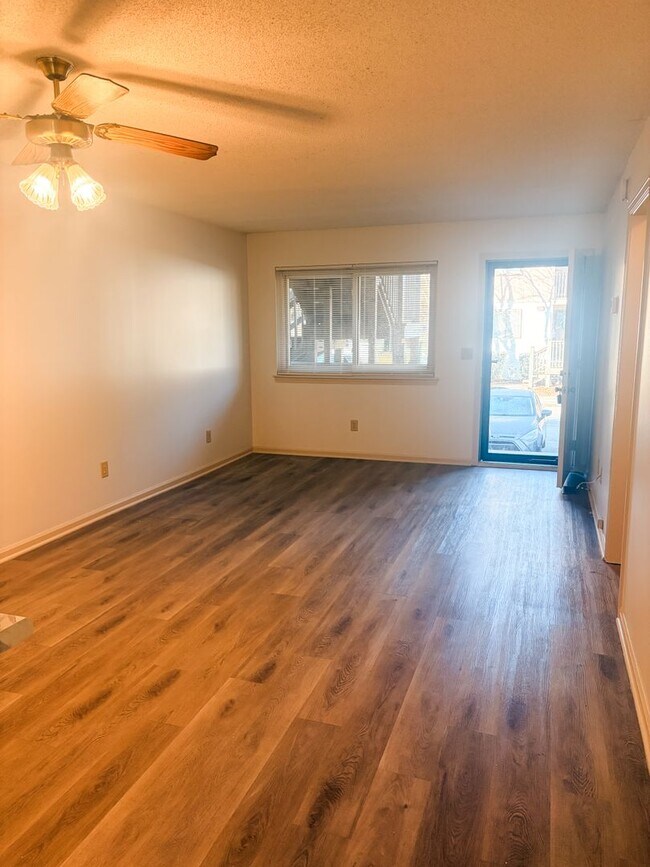 Foto del edificio - 51 Candlewyck