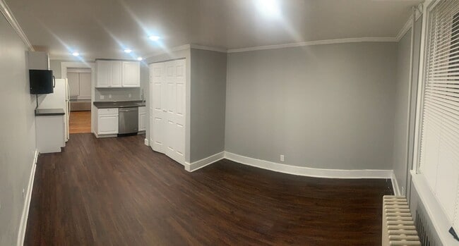 Foto del edificio - Utilities included - 1 bedroom - ***NO PET DOGS***