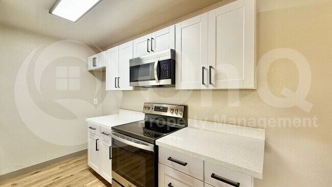 Foto del edificio - 2938 N 61st Pl