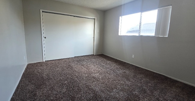 Building Photo - 15531 Belshire Ave