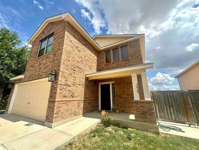 Building Photo - 3405 Cuatro Vientos Dr