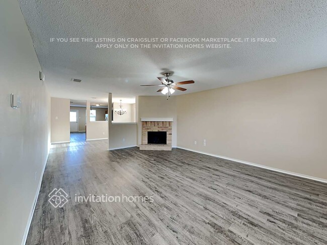 Foto del edificio - 3076 Misty Ridge Ln