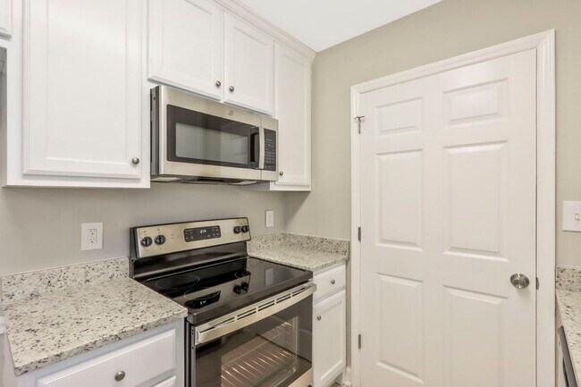 Foto del edificio - 4306 Emerald Ln