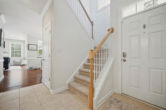 Building Photo - 1177 Treefern Dr