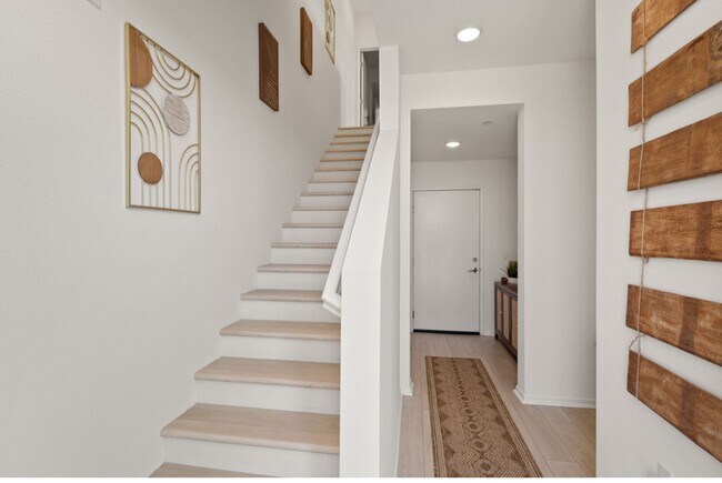 Building Photo - Recent Construction 4 Bedroom Townhome in ...
