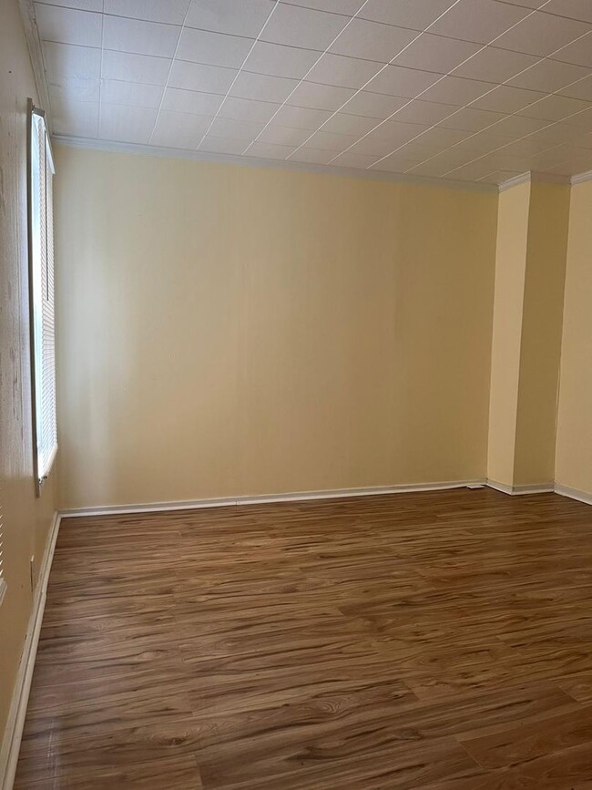 Building Photo - 4202 Grace Ct