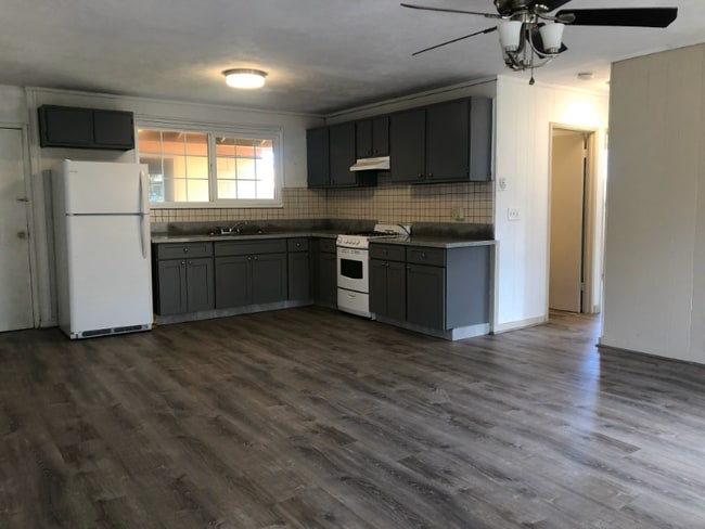 Building Photo - 641 Huali Way