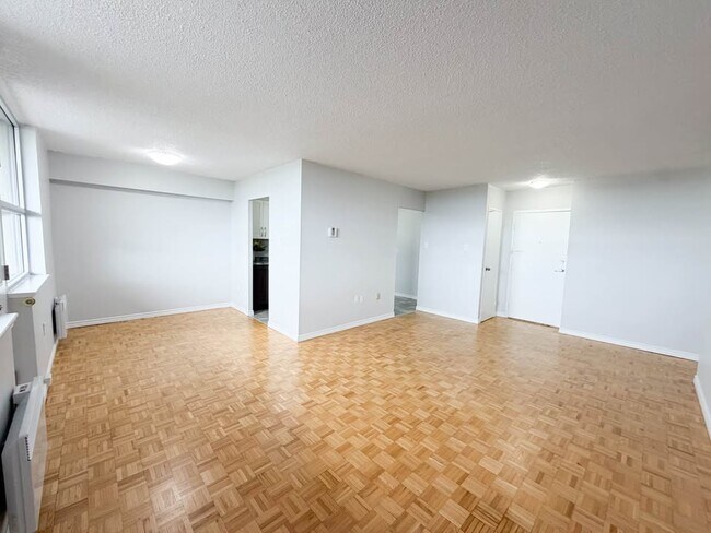 Photo du bâtiment - 901 Lasalle Blvd