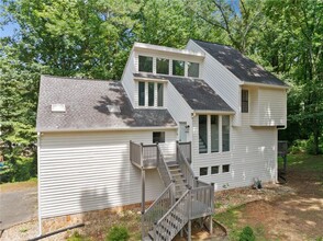 Building Photo - 4528 Lashley Ct NE