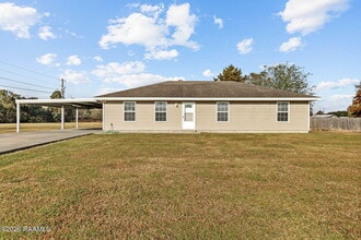 Building Photo - 1026 Carmen Dr