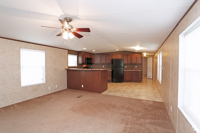 3BR - Living Room - Cranberry Village