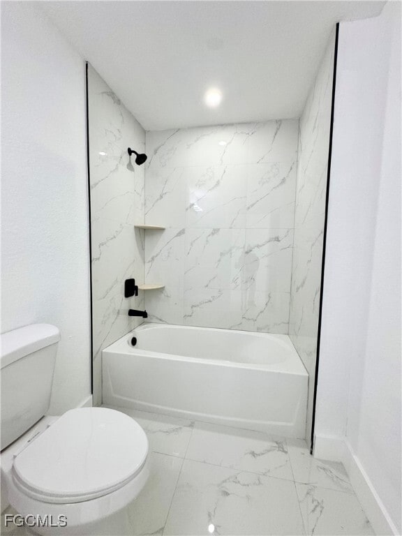 Building Photo - 670 Chemstrand St E