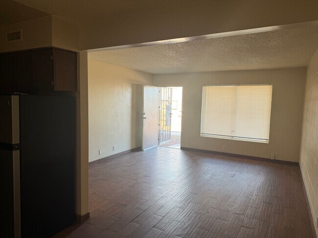 Foto del edificio - 1 Bedroom 1 Bath In Central Las Vegas
