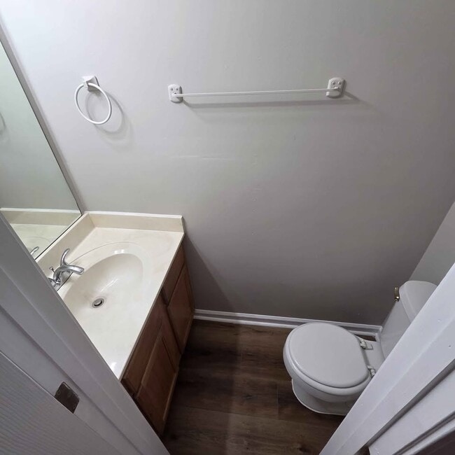 Building Photo - 2583 Faxon Ave